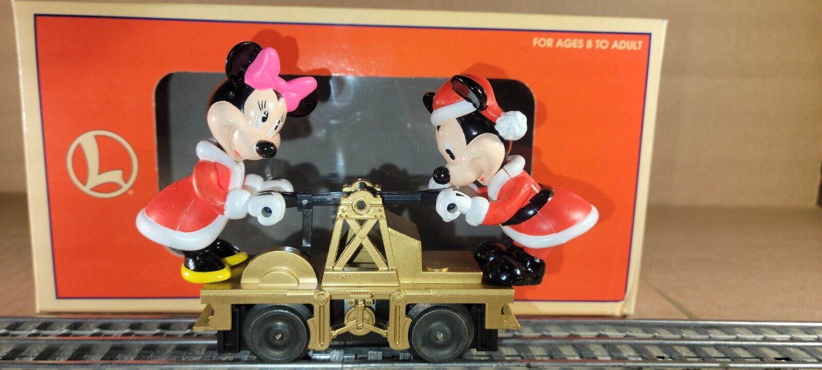 Lionel O Gauge Disney Mickey & Minnie Mouse Motorized Christmas Handcar 6-18433