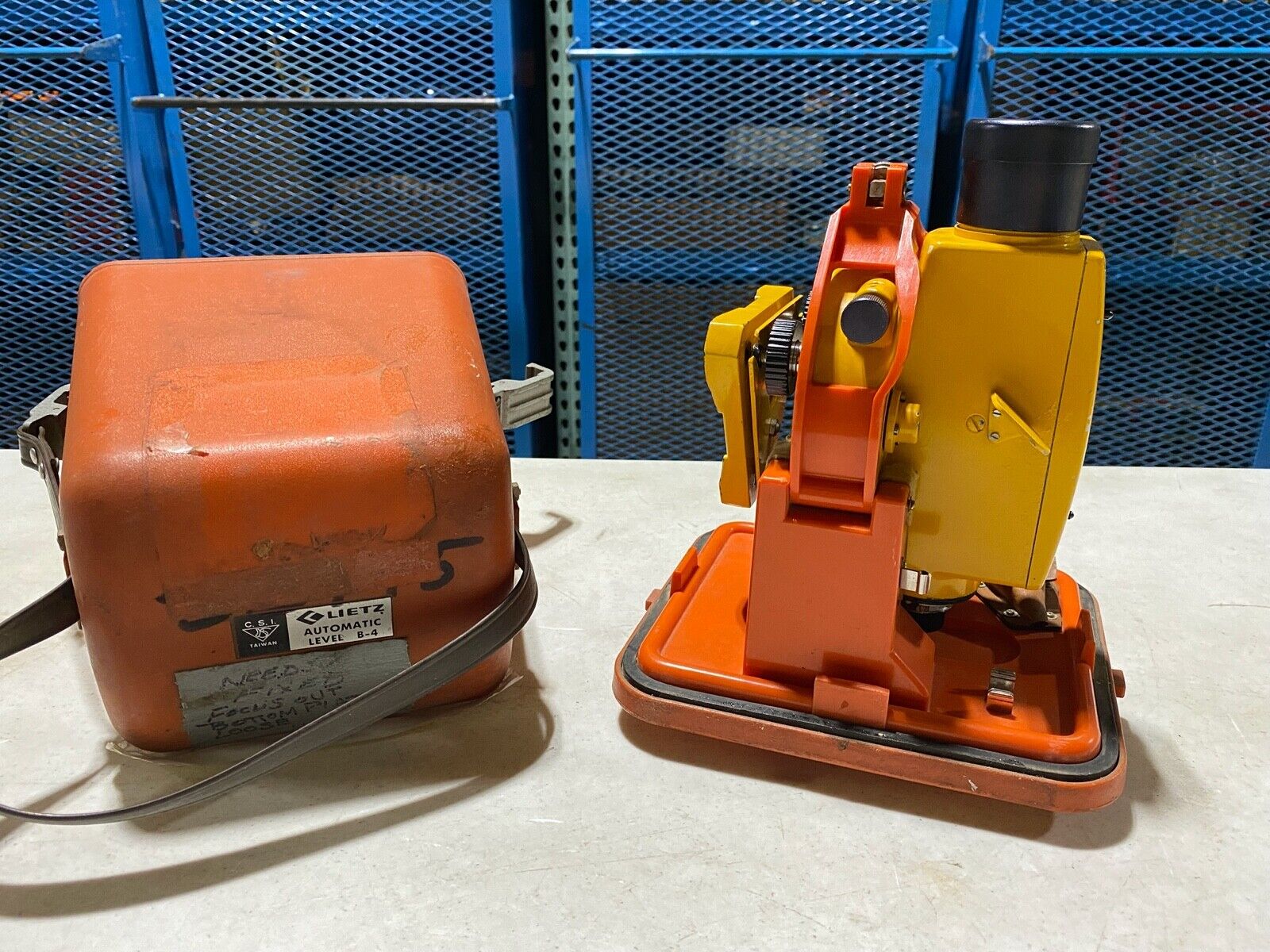 One LIETZ Automatic Survey Level B-4 with case, for parts needs a little work