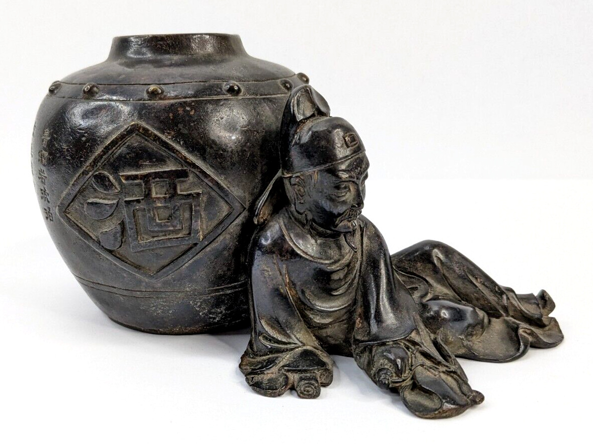 Vintage Chinese Bronze Tang Dynasty poet Li Bai Wine Pot Water Pot Antique