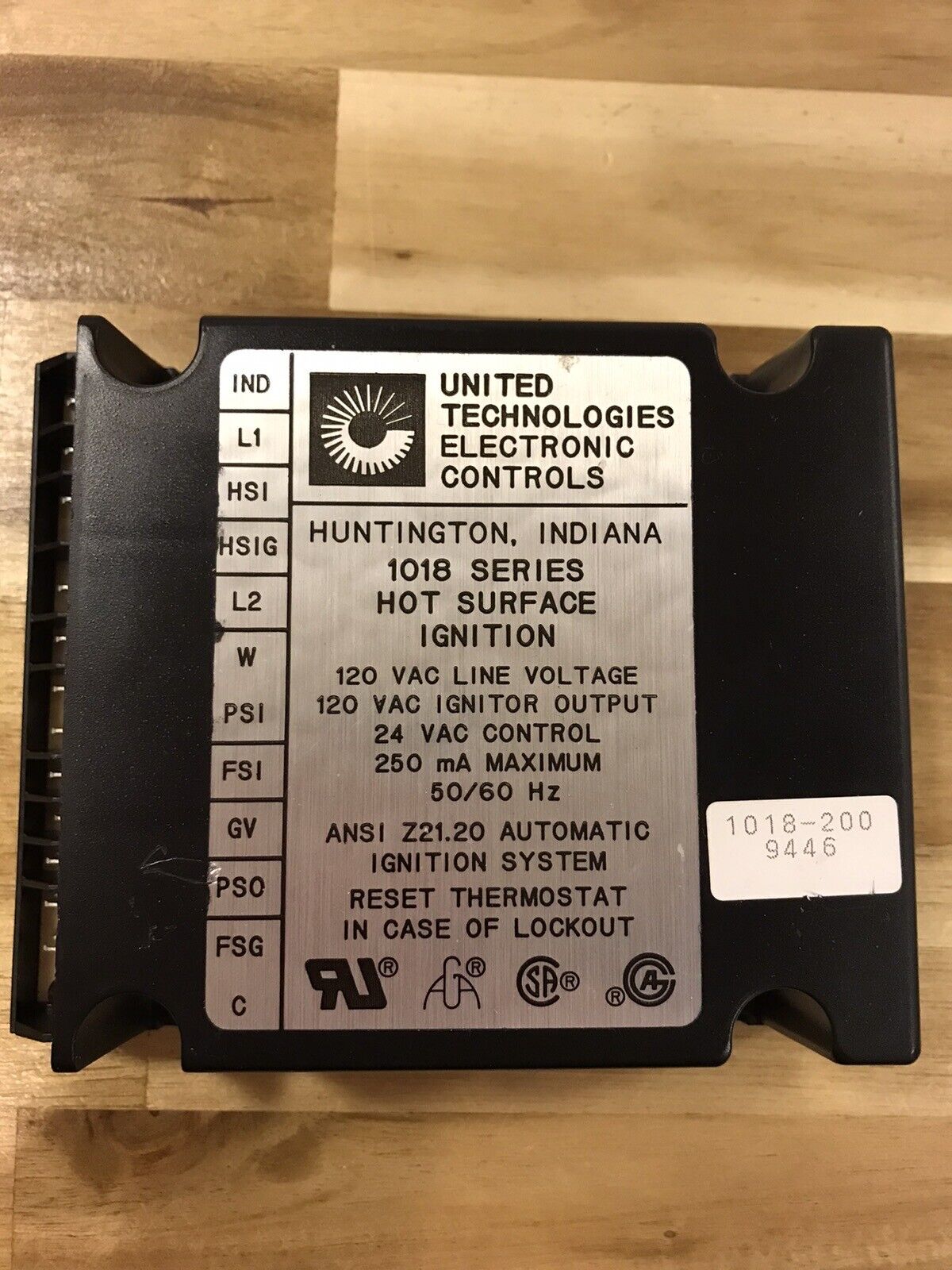 United technologies 1018 series hot surface ignition 1018-200. 9446