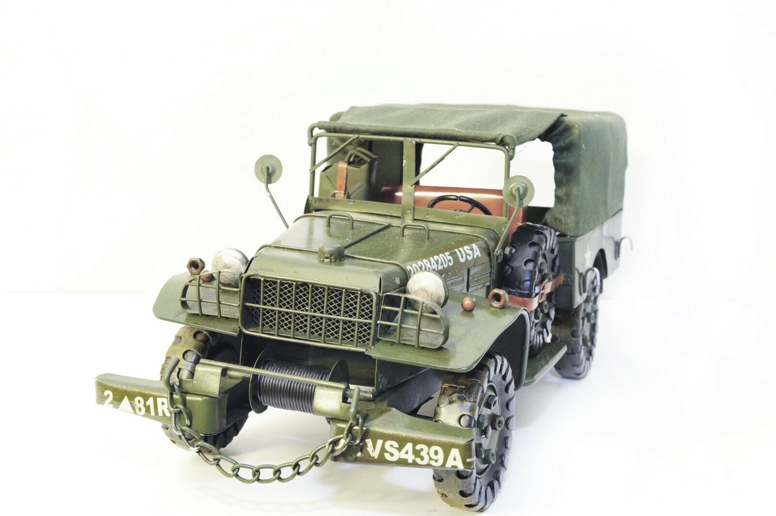 Handmade Jeep Military Vehicle Decoration Fashion Personality Metal Model