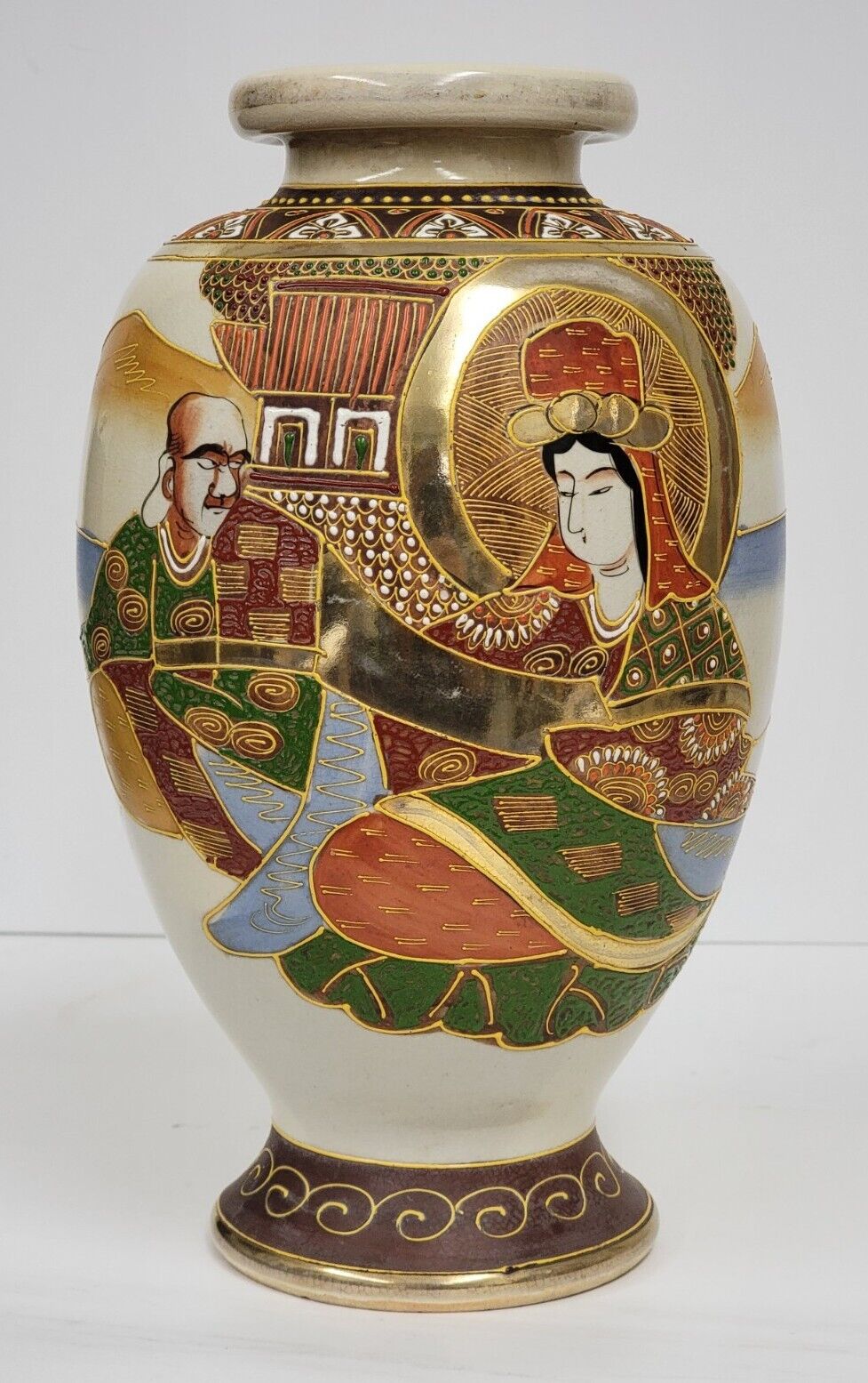 Vintage  Japanese Taisho Satsuma Moriage Gilt Porcelain Vase Signed Beautiful