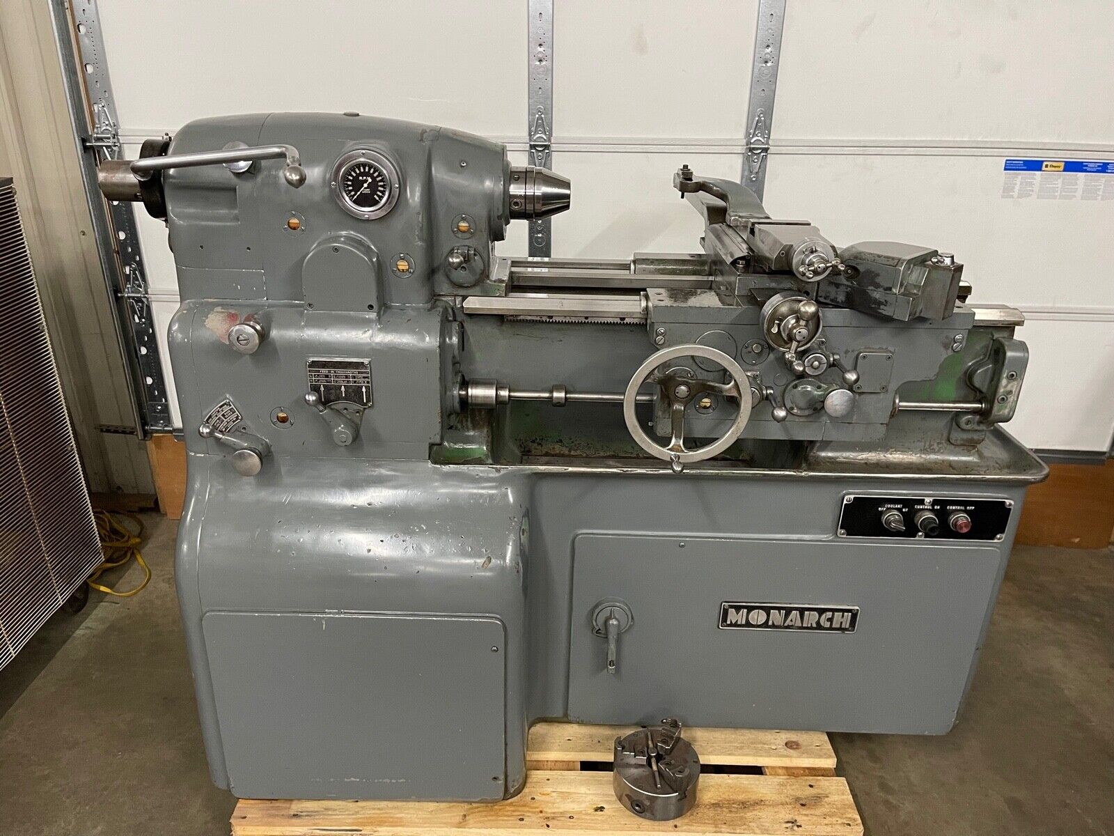 MONARCH MODEL 10EE  LATHE WITH Tracer Attachment