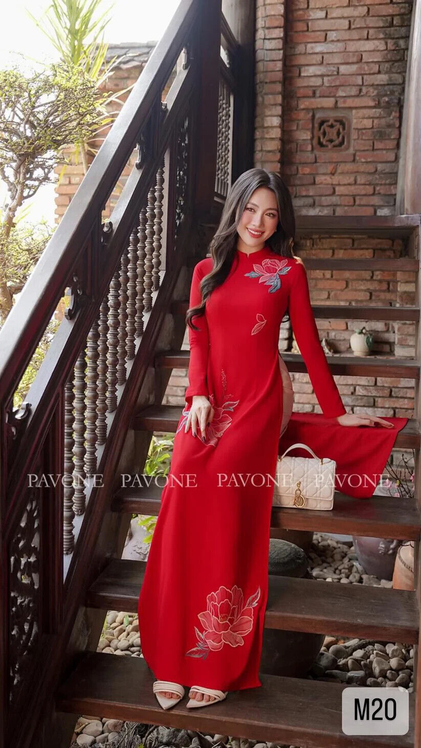 Ao Dai Vietnam SIZE M, RED Flowers Embroidery Lua Mỹ, Vietnamese\'s Traditional