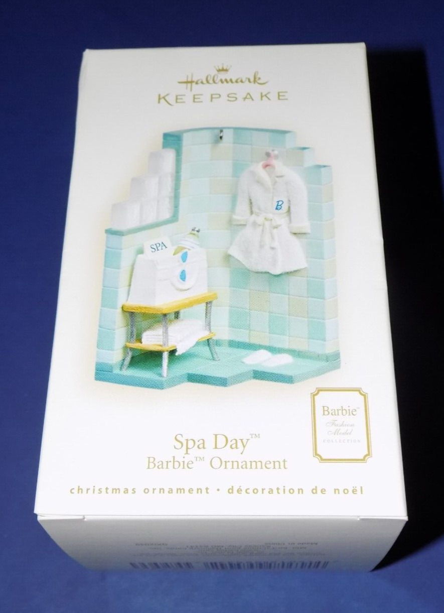 Hallmark 2007 Keepsake Ornament BARBIE SPA DAY Fashion Model Collection