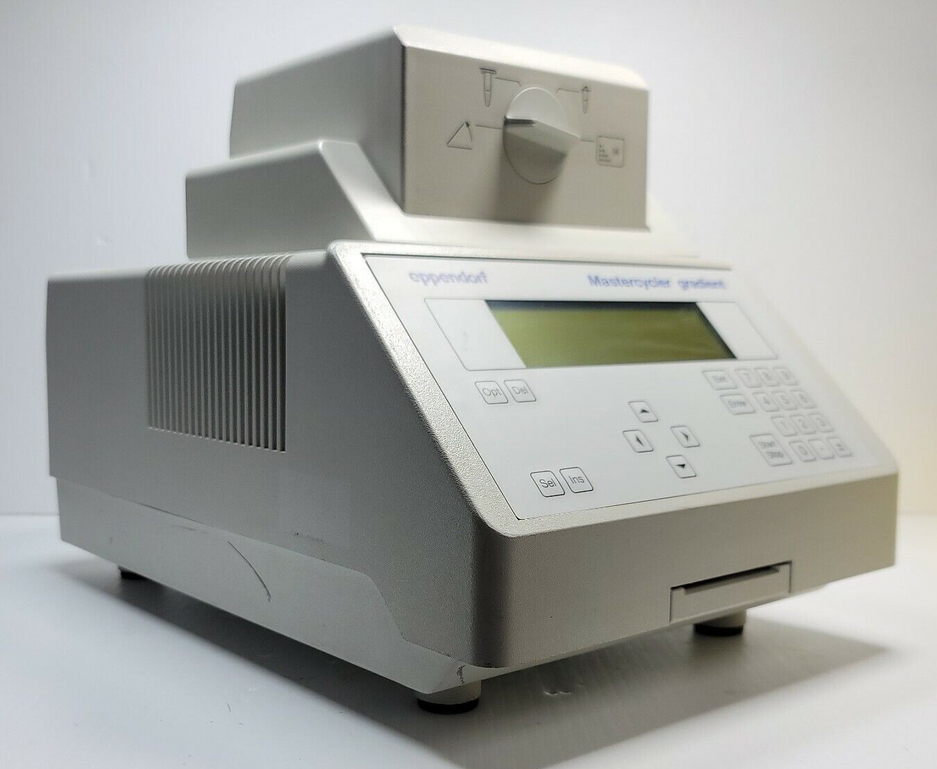 Eppendorf Mastercycler Personal Gradient Master PCR Cycler 22331 TURNS ON READ