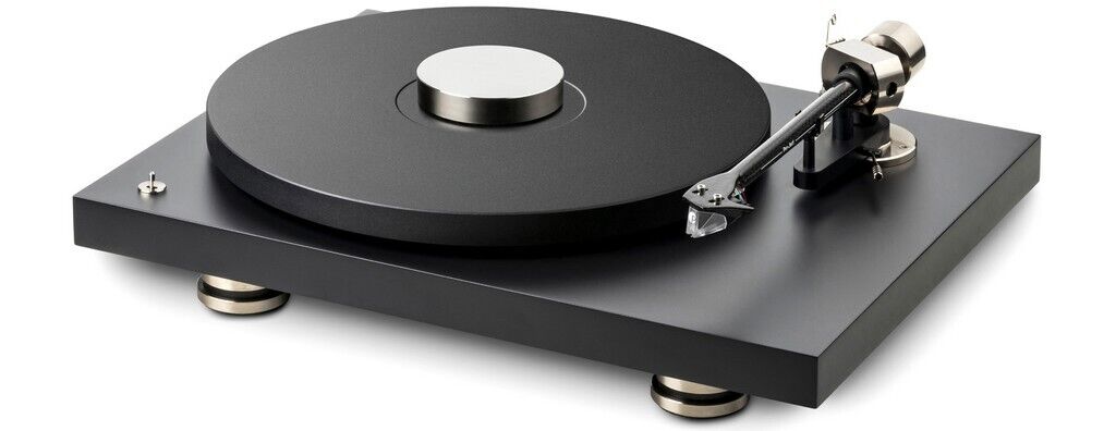 Pro-Ject Debut Pro - Manual Turntable - Black - Project