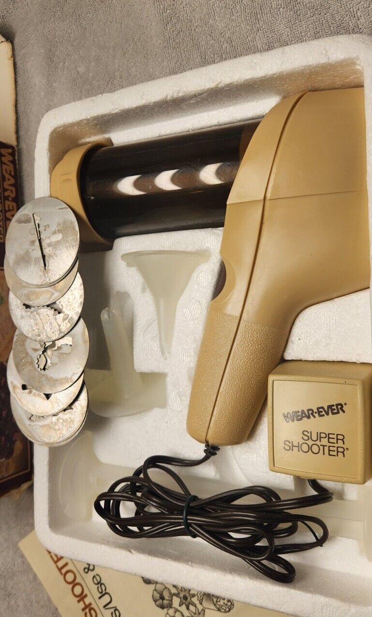 Vintage Wearever Super Shooter Complete All Parts & Cookbook TESTED Works Nice