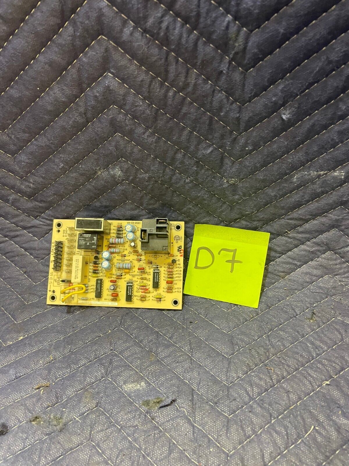 Carrier Bryant 1050-83-6A CESO110063-02 Defrost Control Printed Circuit Board