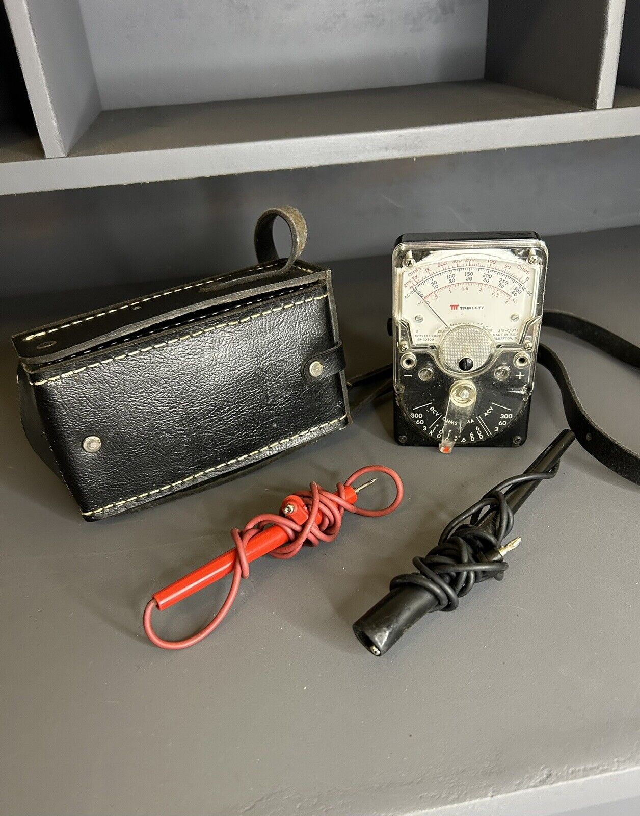 Triplett Multimeter 310-C/UTS Vintage Functional Probes and OG Leather Case 
