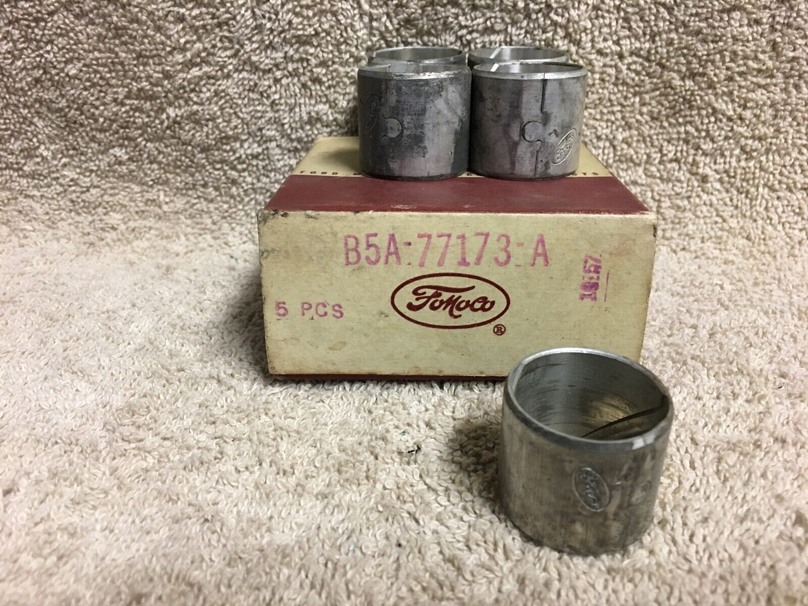 NOS FORD B5A-77173-A 1956-1961 REAR BRAKE DRUM SUPPORT BUSHING (5)