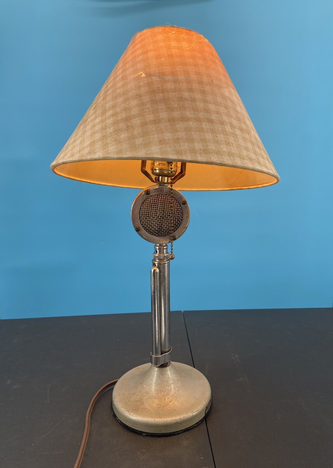 VINTAGE ASTATIC D-104 LOLLIPOP MICROPHONE LAMP