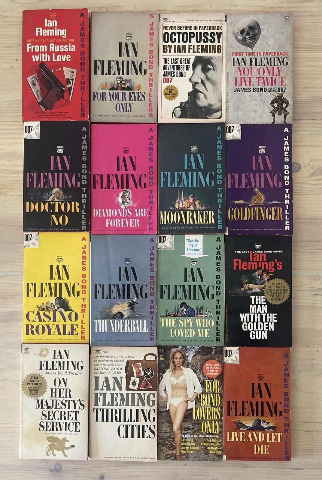 Lot of 16 Ian Fleming paperback book Set James Bond 007, Vintage Signet Classics