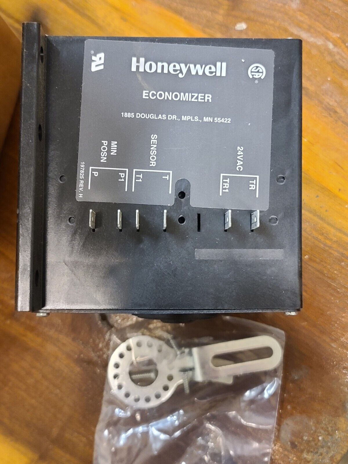 Honeywell/Lennox 24V Damper Motor Economizer M7415A1048 (54G4601) New In Box