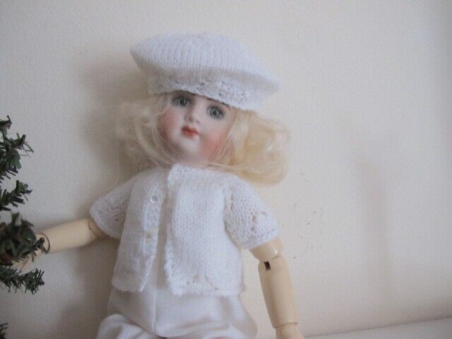 NO DOLL  SHORT SHRUG SWEATER  AND TAM FOR  BLEUETTE