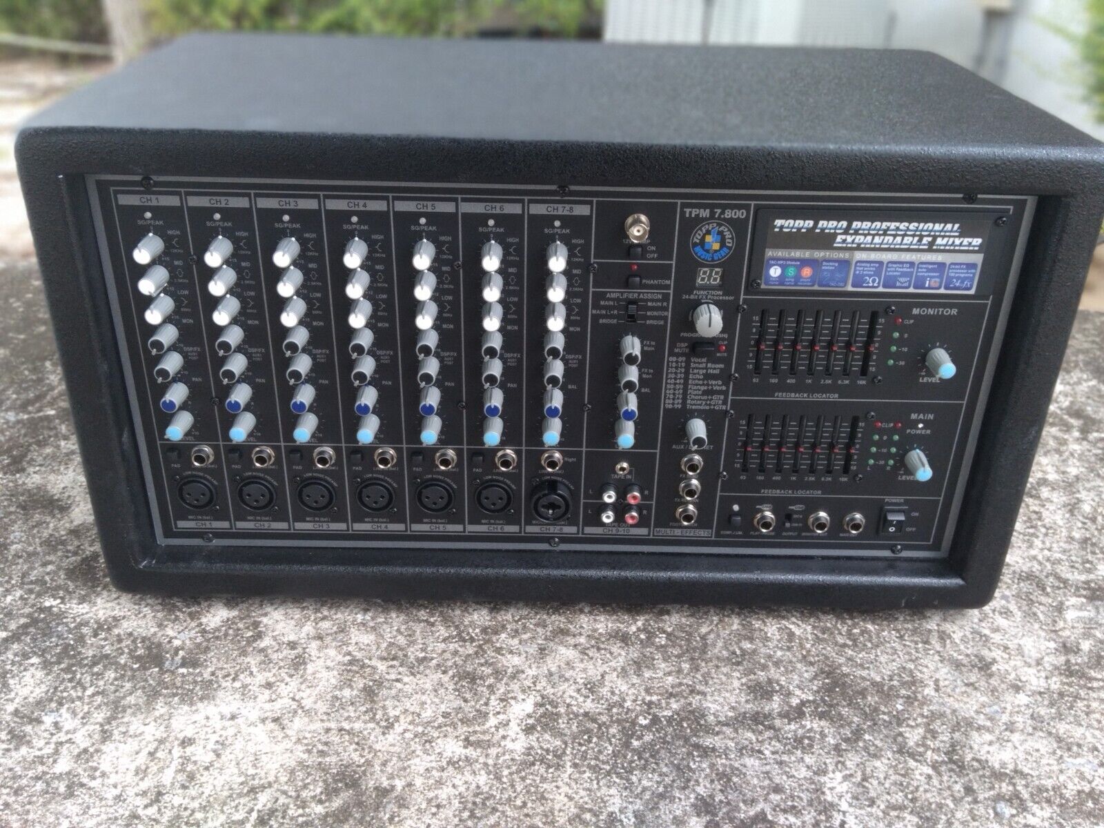 Topp Pro TPM7. 800 Stereo  10-Channel Powered Mixer