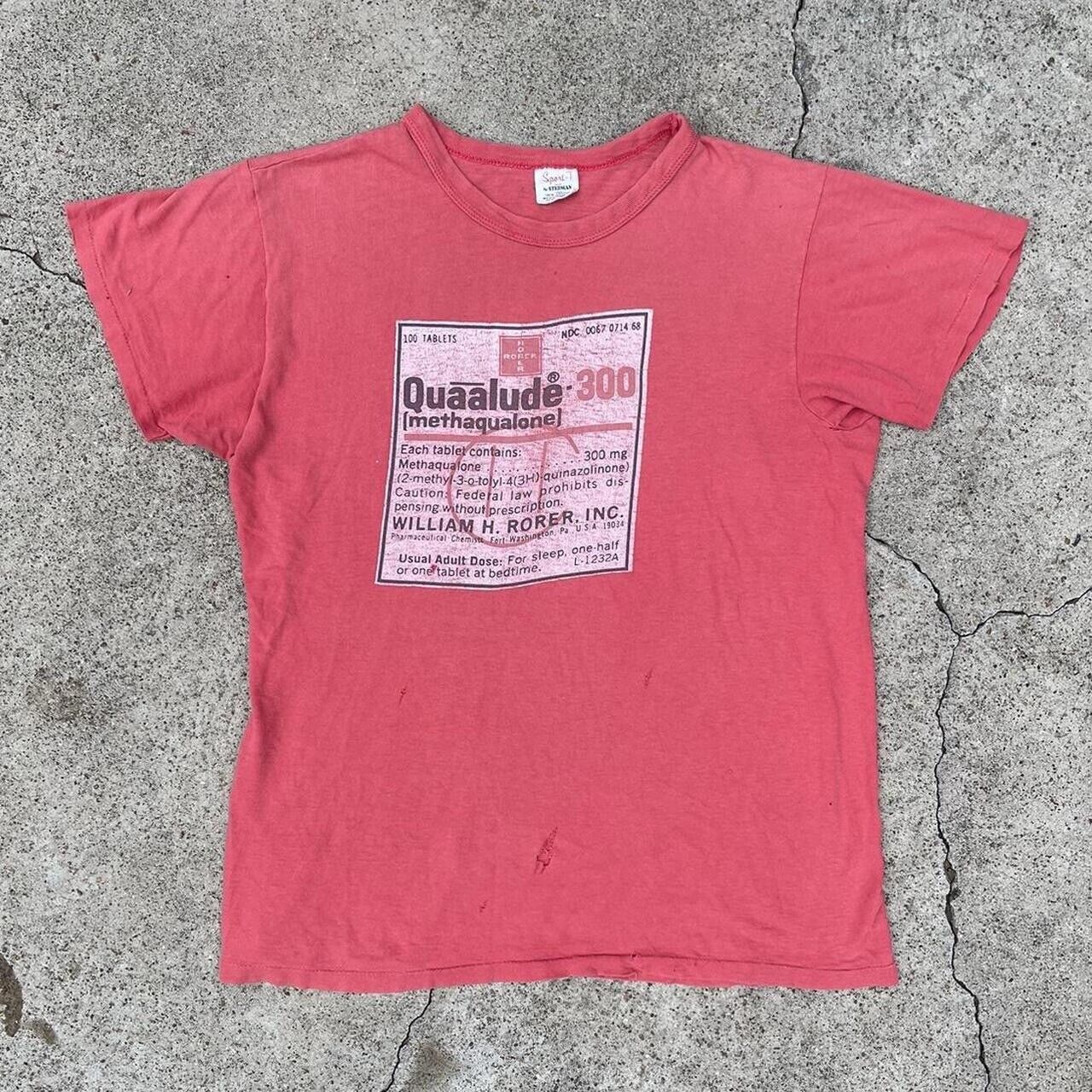True Vintage 70s Quaalude - 300 Drug Grunge T Shirt Red Small Rare Single Stitch