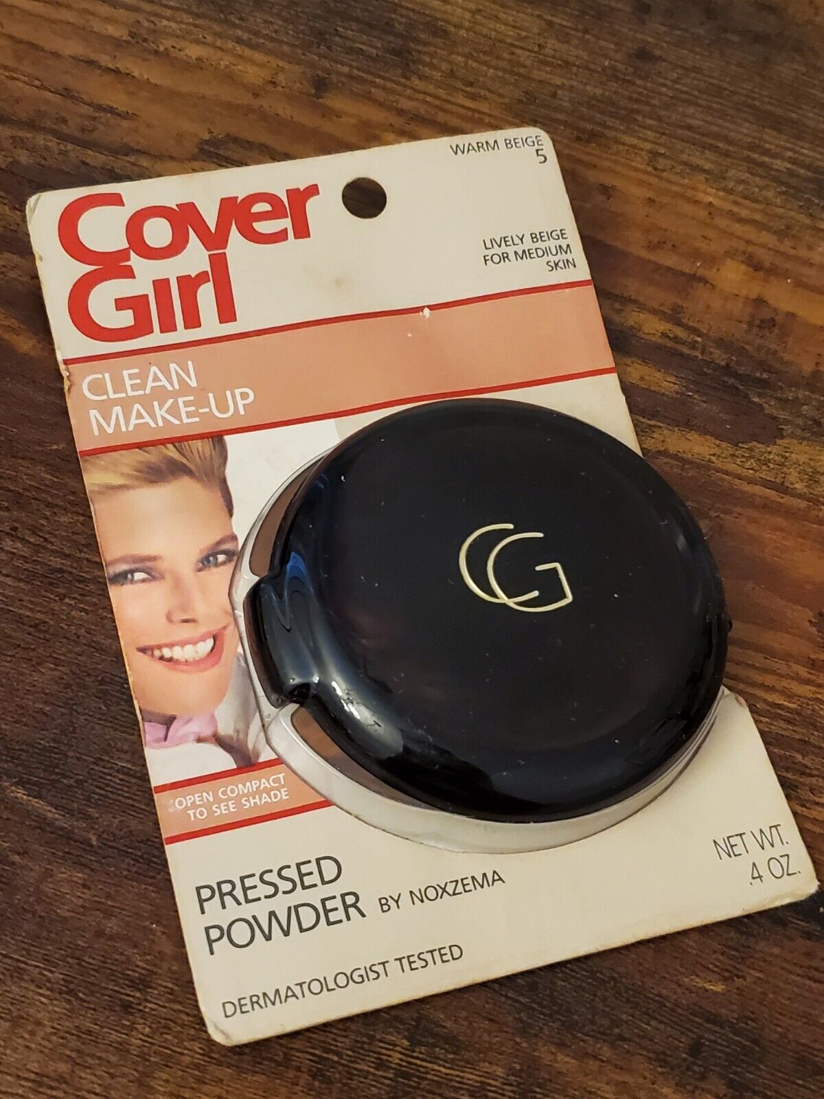 Vintage CoverGirl Clean Makeup Pressed Powder by Noxzema WARM BEIGE 5 Medium NOS