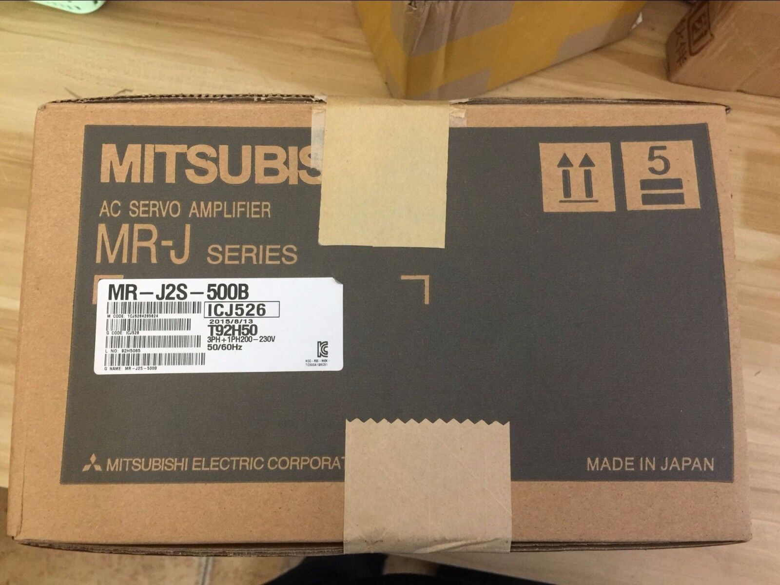 MITSUBISHI MR-J2S-500B AC SERVO DRIVER New In Box MRJ2S500B