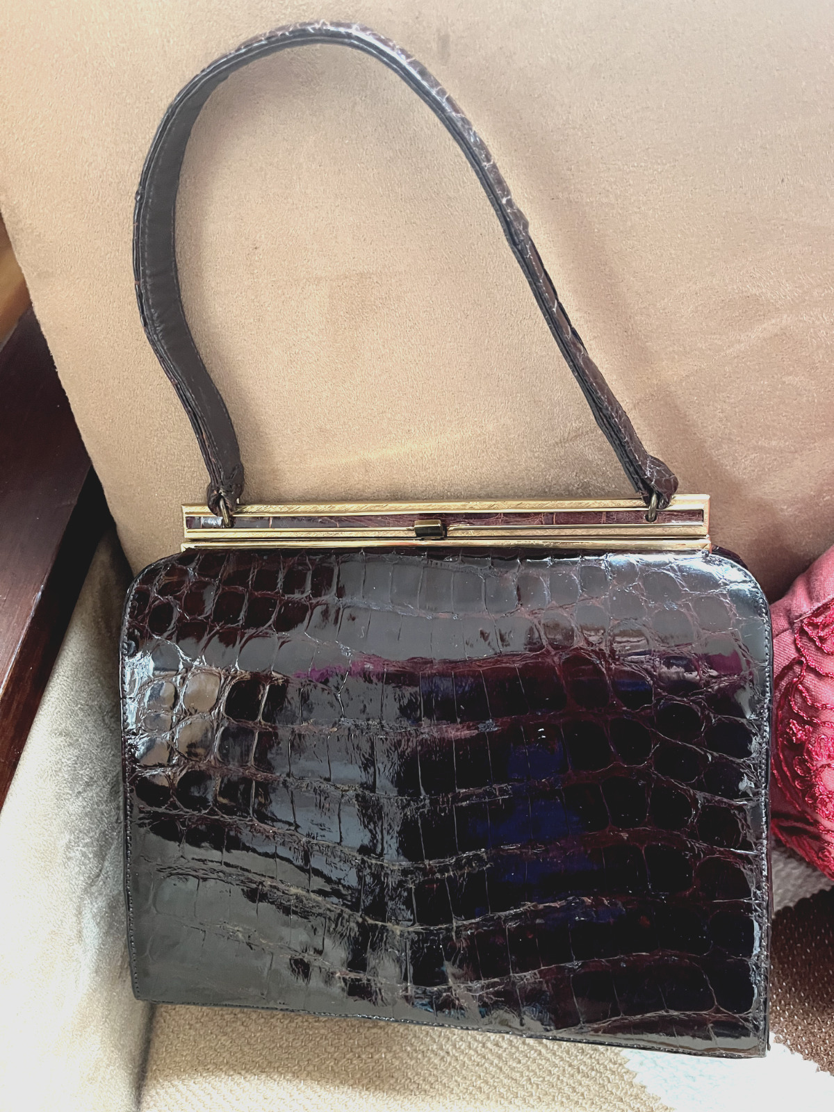 Vintage Bellestone Brown Alligator Purse Frame Handbag 1950s Bargain
