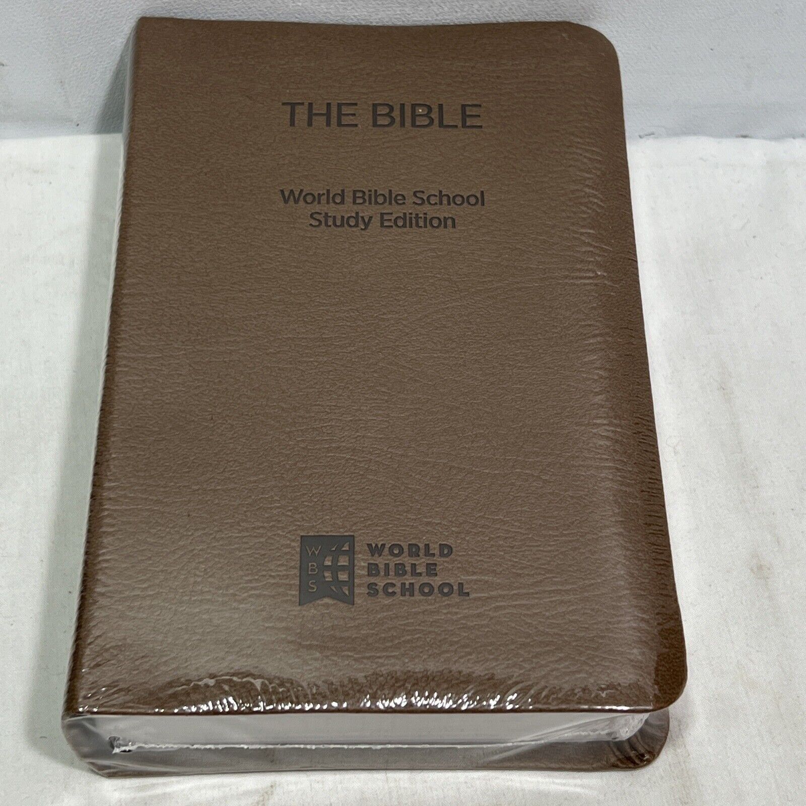 The Bible NKJV - World Bible School Study Edition, Compact, Red Letter ~ NEW
