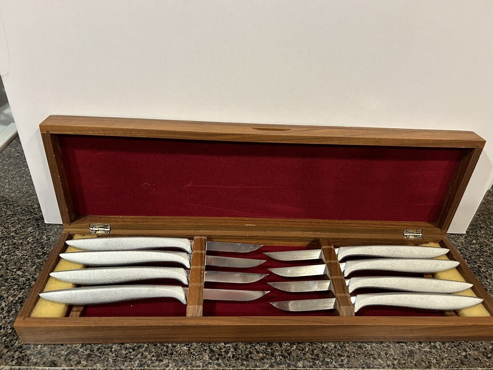 Gerber Legendary Blades set of 8 steak knives in walnut box