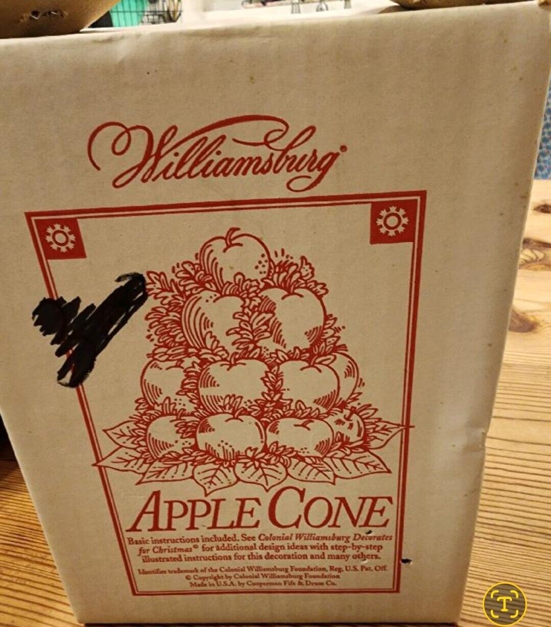 Vtg Colonial Williamsburg Apple Cone Wood Fruit Topiary Centerpiece 10\