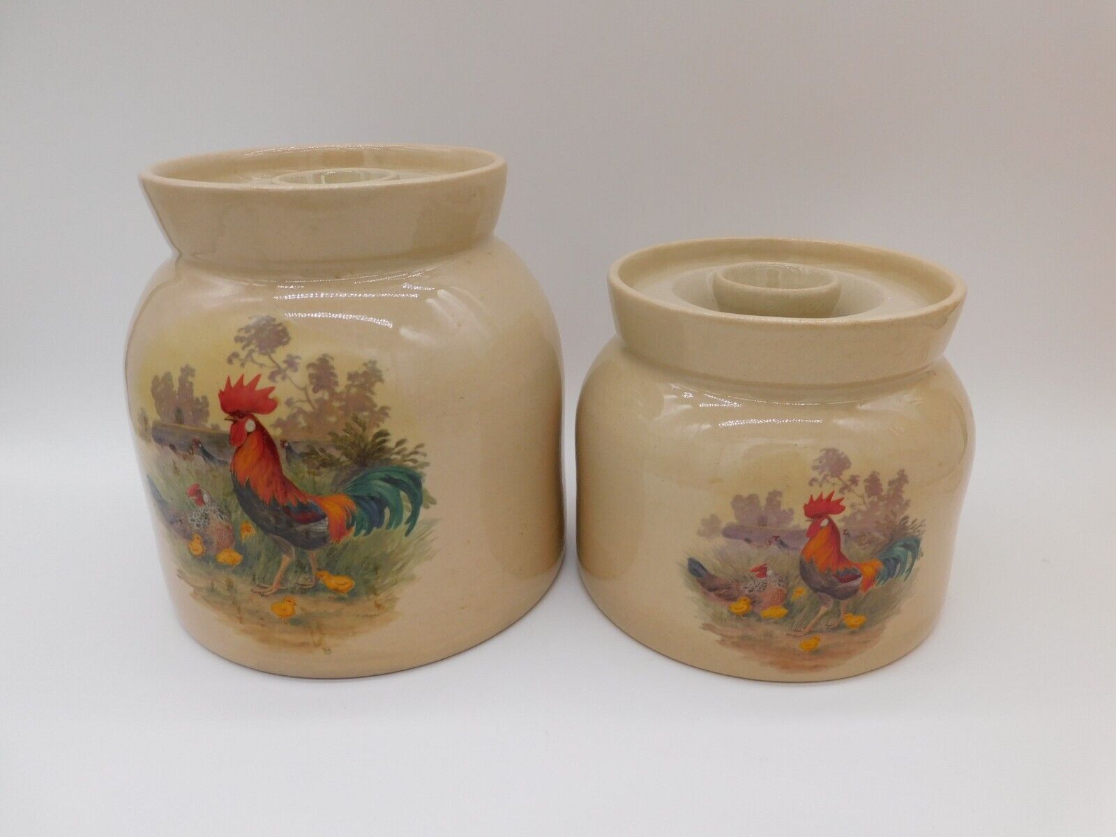 Set 2 Yesteryears Marshall Texas Pottery Canisters W/Lids Roosters Chickens Farm