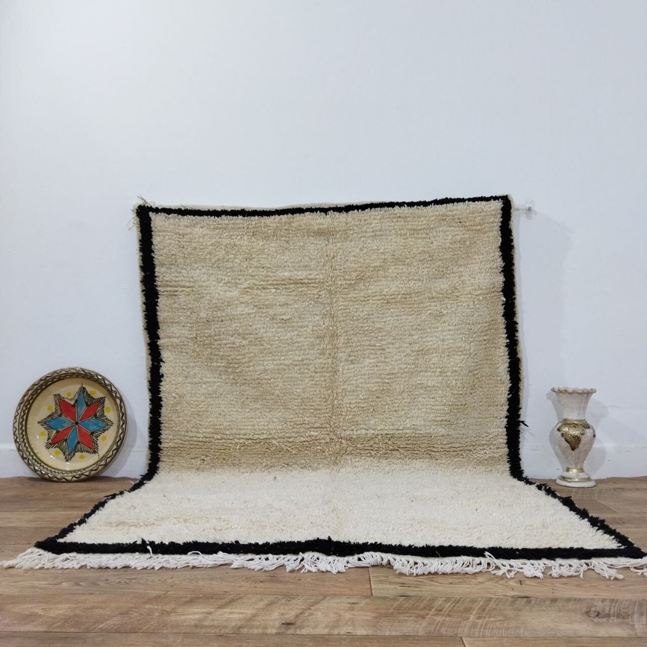 Vintage Beni Ourain Azilal Rug Moroccan Berber Wool White-black rug boho rug