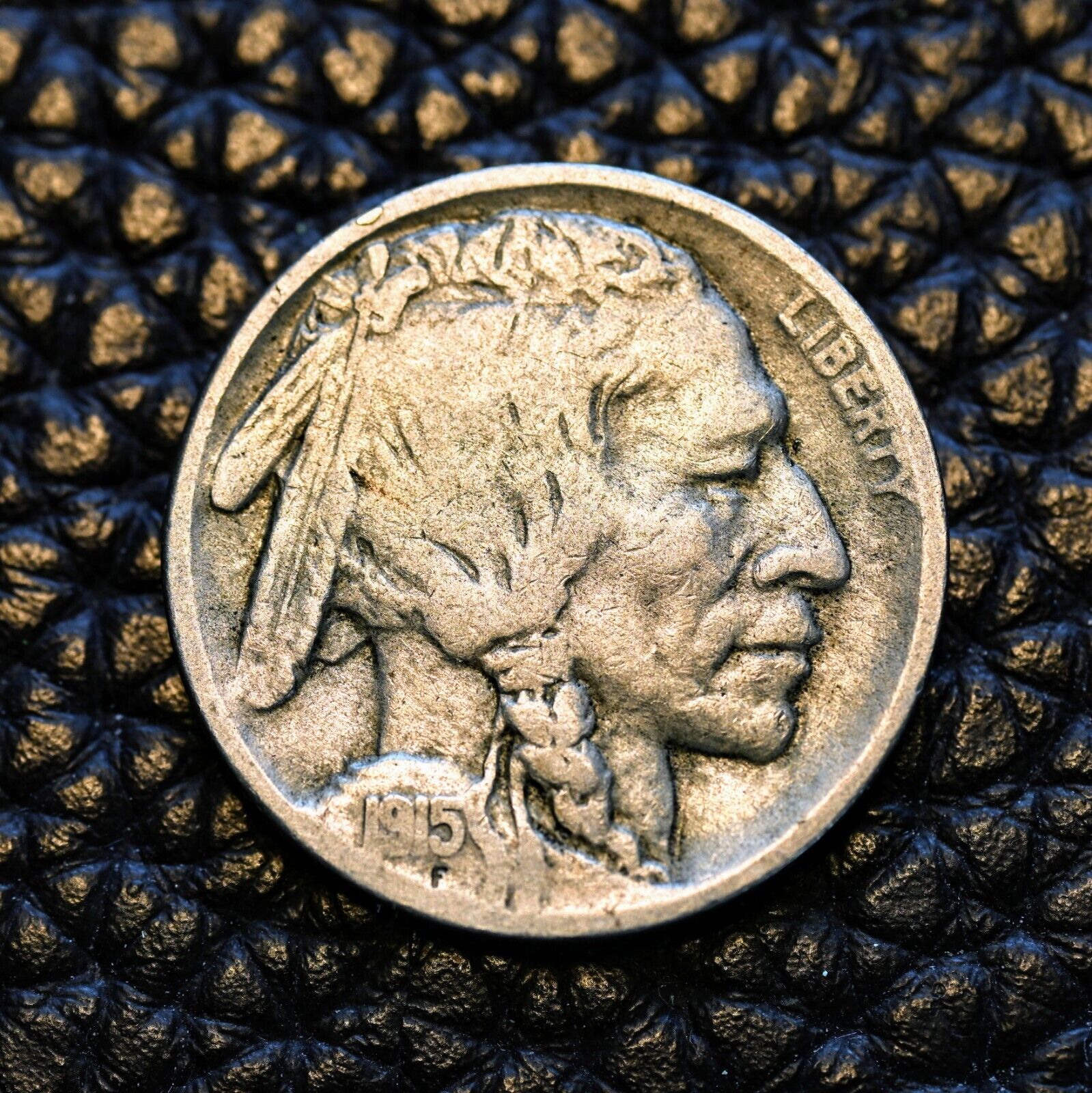 (ITM-5315) 1915-D Buffalo Nickel ~ Fine+ (F / FN) Condition ~ COMBINED SHIPPING