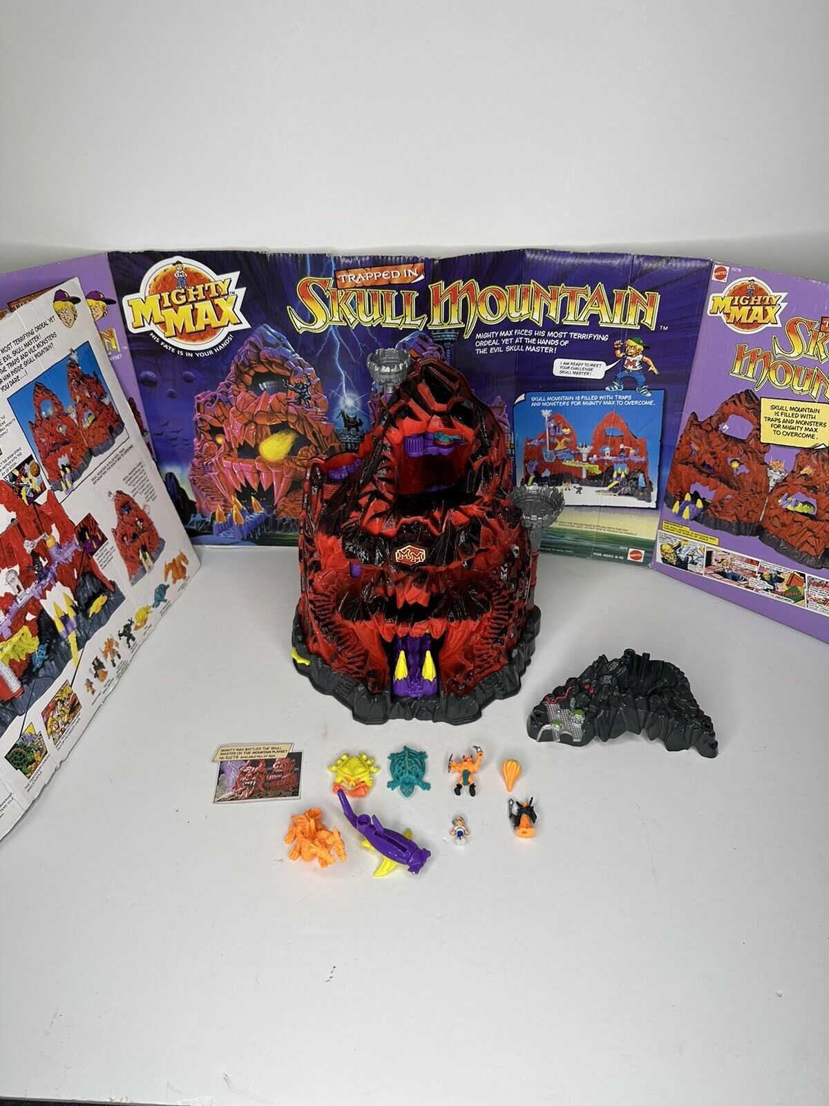1993 Mighty Max Trapped Skull Mountain Playset Bluebird Mattel 99% Complete