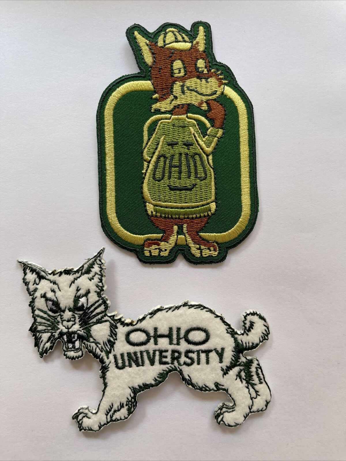 (2) UO University of Ohio Bobcats Vintage Embroidered Iron On Patches 3.5” & 3”