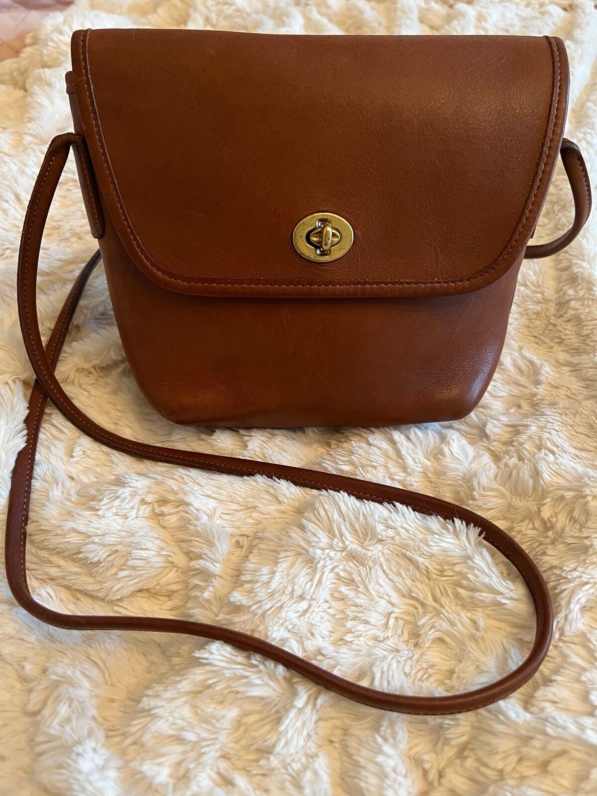 Vintage Quincy Coach Brown Leather Bag
