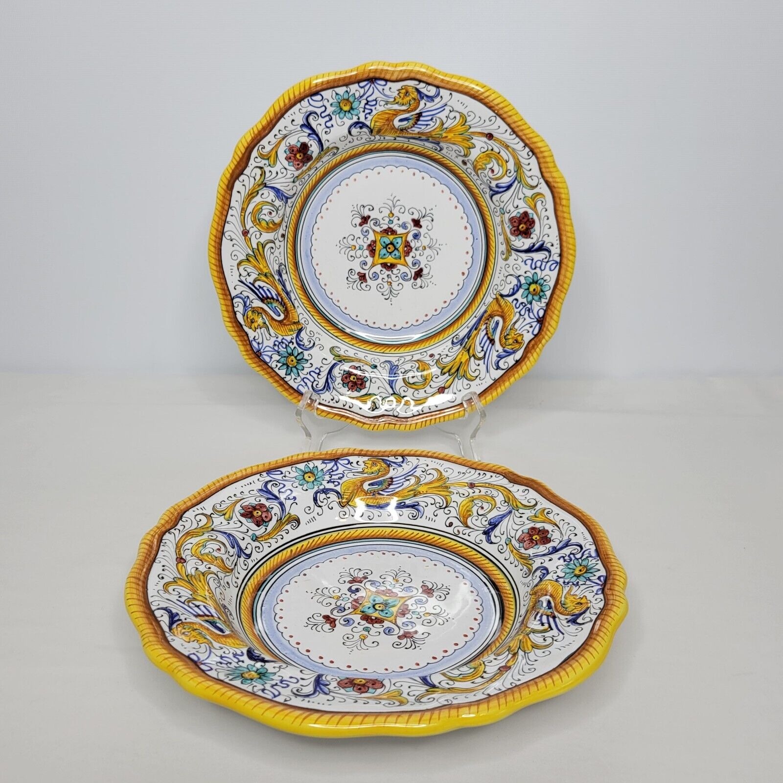 Pair of Vintage Deruta Italy Raffaellesco Ceramic Rimmed Soup Salad Bowls 10\
