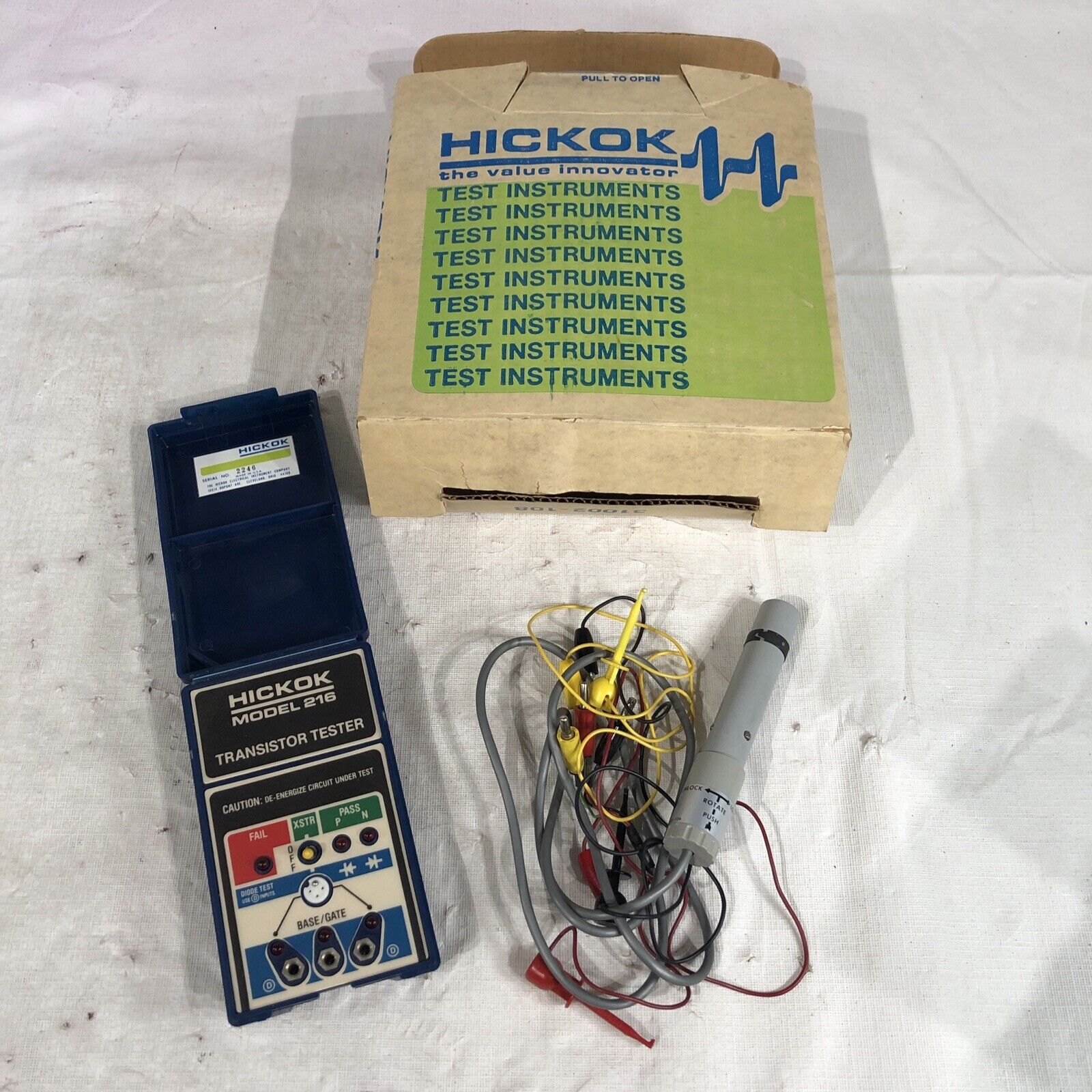 Hickok Pocket Semiconductor Analyzer Model 215 w/ Probes, Box