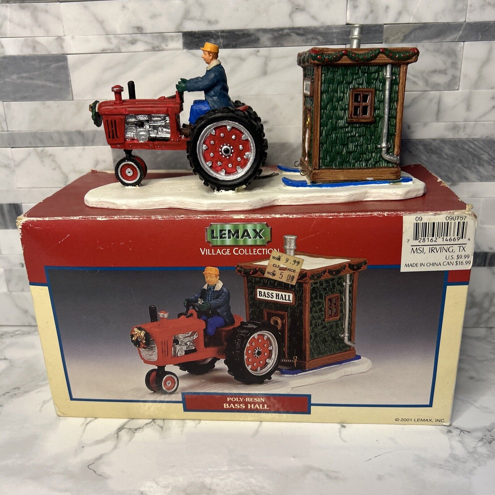 2001 Lemax Village Collection Poly-Resin Bass Hall Tractor #14669 Retired