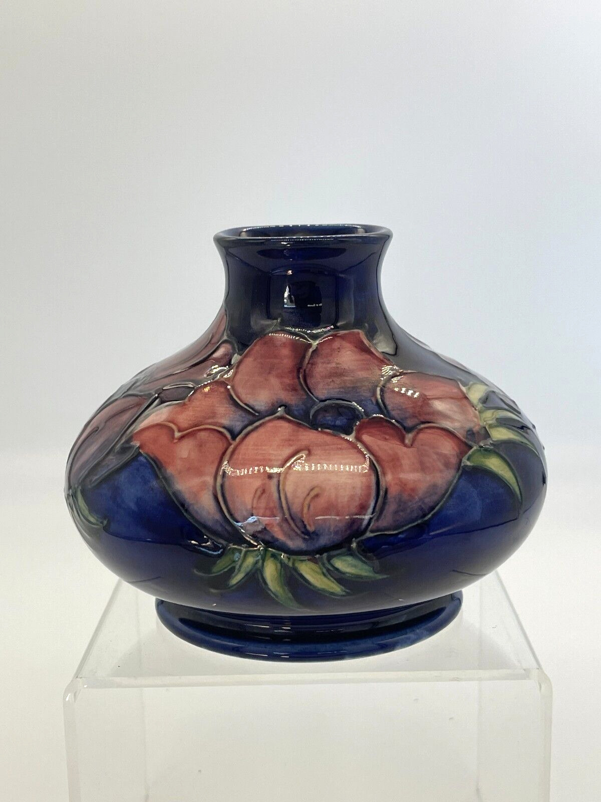Vintage Walter Moorcroft \'Anemone\' Squat Vase in Deep Blue c1947-1953