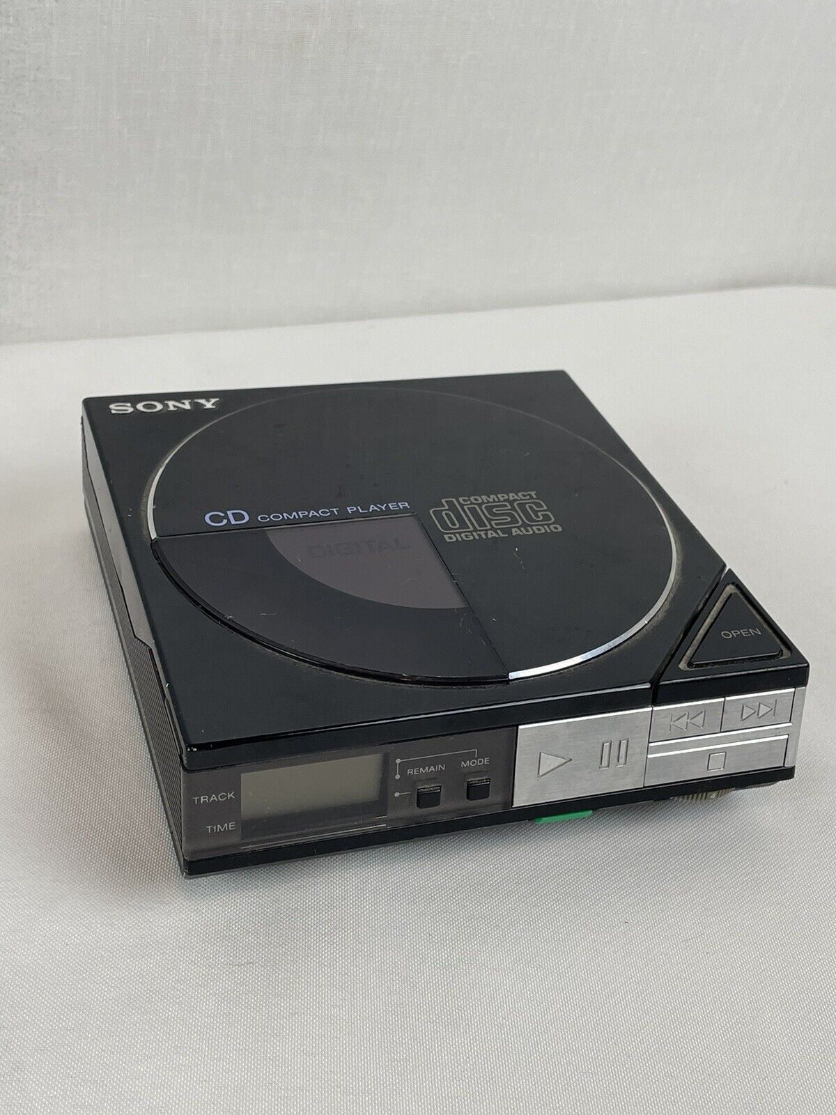 SONY D-5 Vintage CD Player Vintage - Untested