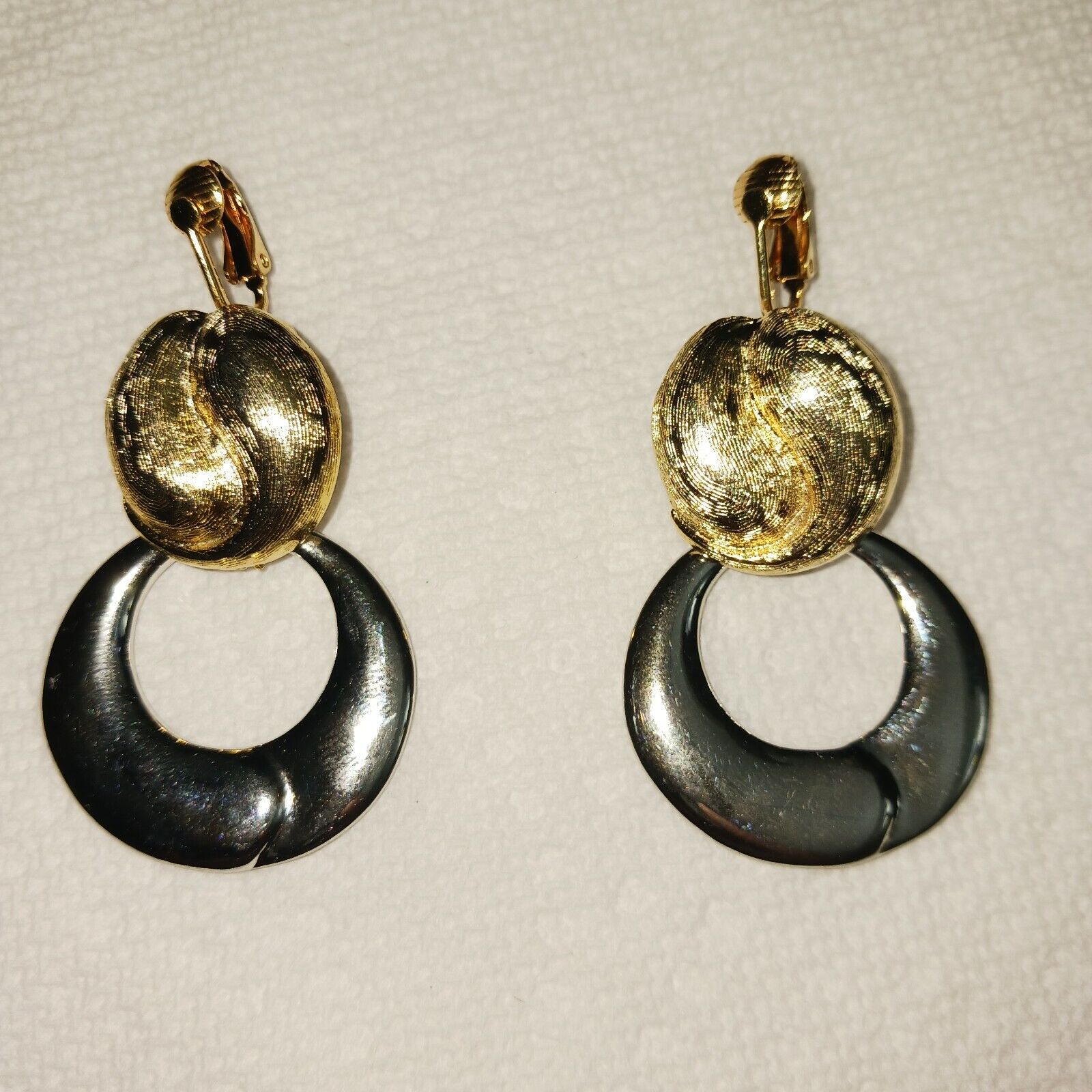 Goldtone Silvertone Art Deco Clip On Fashion Jewelry Earrings