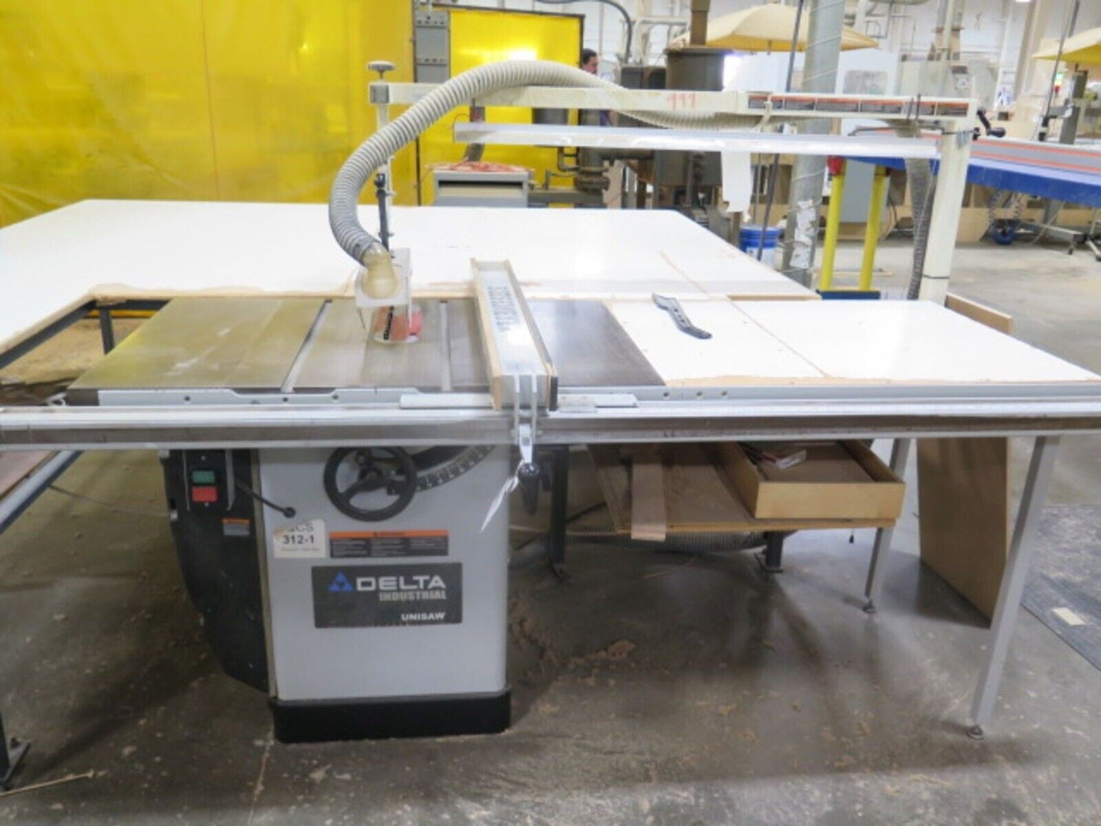 Delta UNISAW Table Saw Wood+ 10\