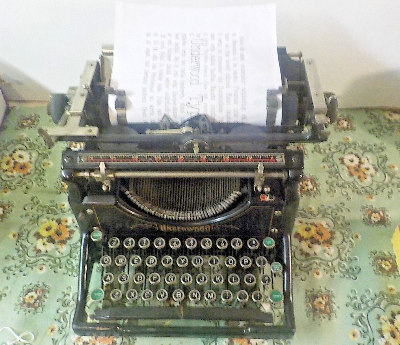 EXCELLENT Cond. 1935 Underwood 11 Working Vintage Desktop Typewriter