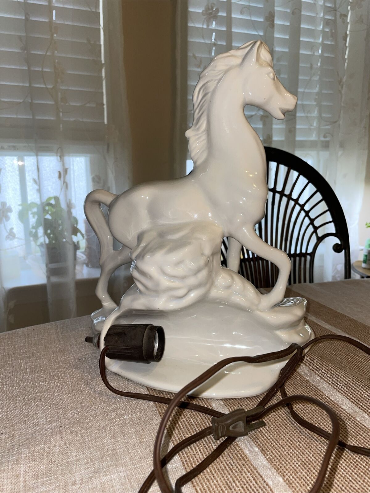 Vintage Maddux of California 1950's White Horse Television Lamp Needs Rewired