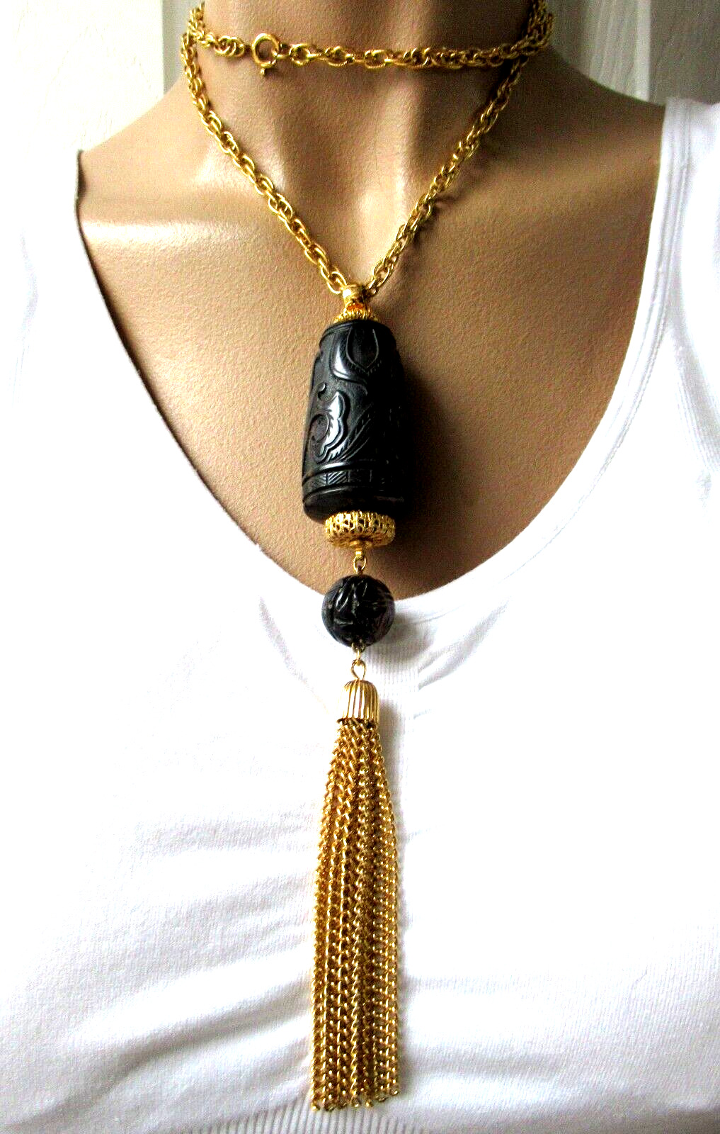 TRIFARI 1970\'s Beautiful Asian Carved Pendant Tassel Necklace