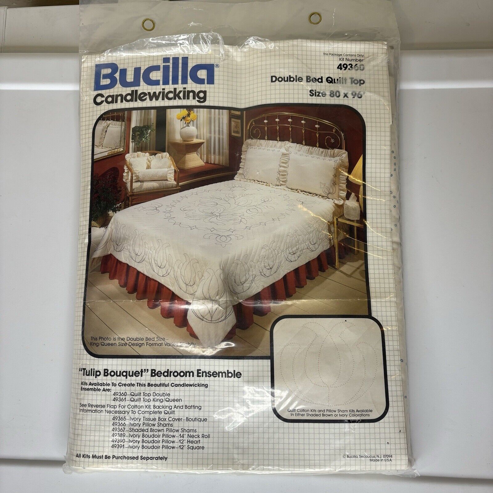VTG Bucilla Candlewicking Double Bed Tulip Bouquet Quilt Top Kit 49360 Ivory NOS