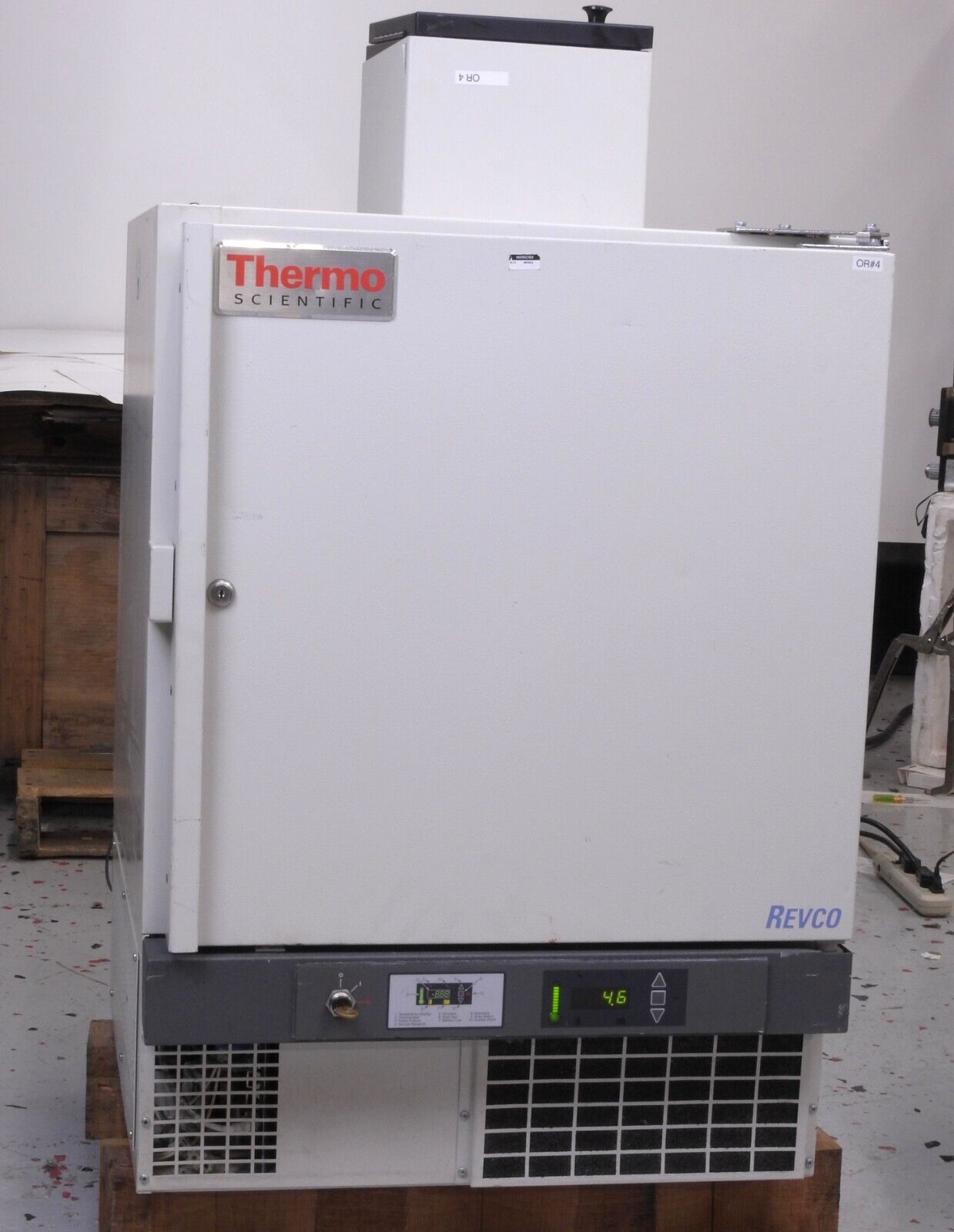 Thermo Scientific Revco REB404A Laboratory Refrigerator 1°C to 8°C 139L 115Volt