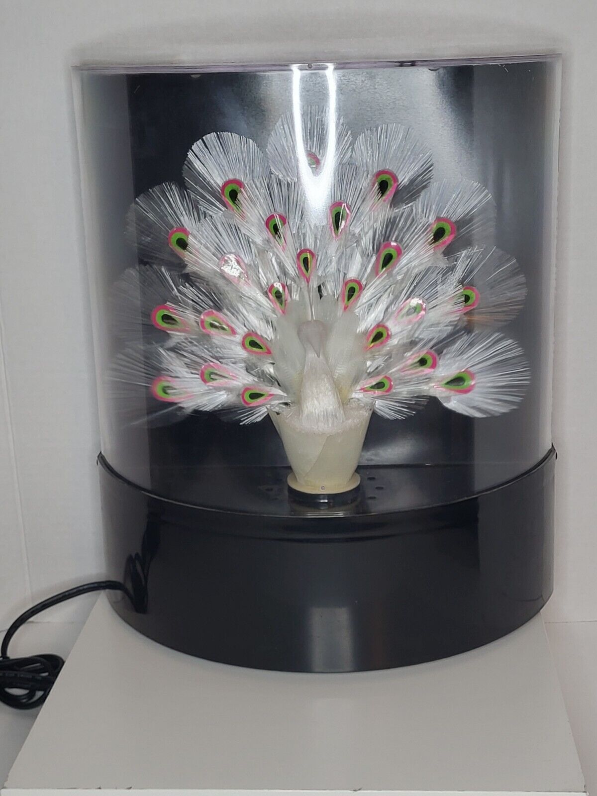 Vintage Quickiny Industries (KF-28) Fiber Optic Peacock Color Changing Lamp