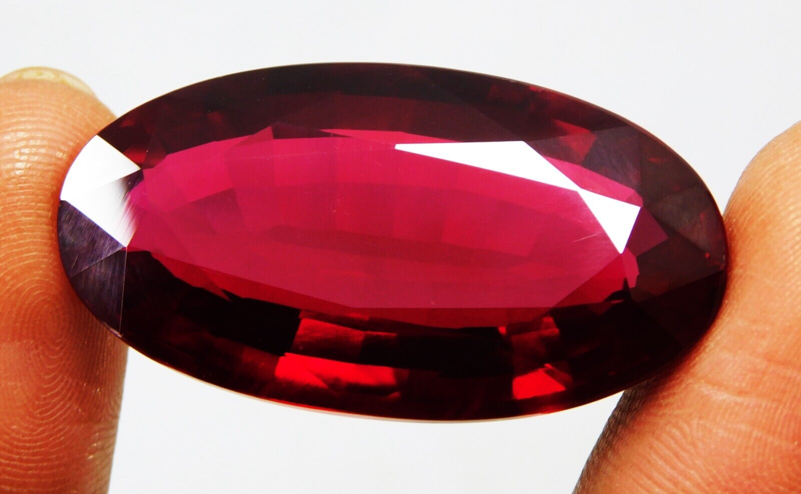 Pigeon Blood Red Ruby 85.10 Ct Beautiful Genuine Oval \