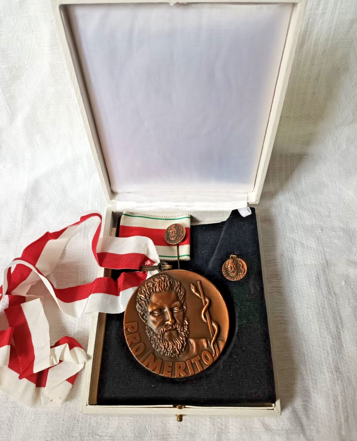 Medaille Ärztekammer für Wien - PRO MERITO  3-teilig