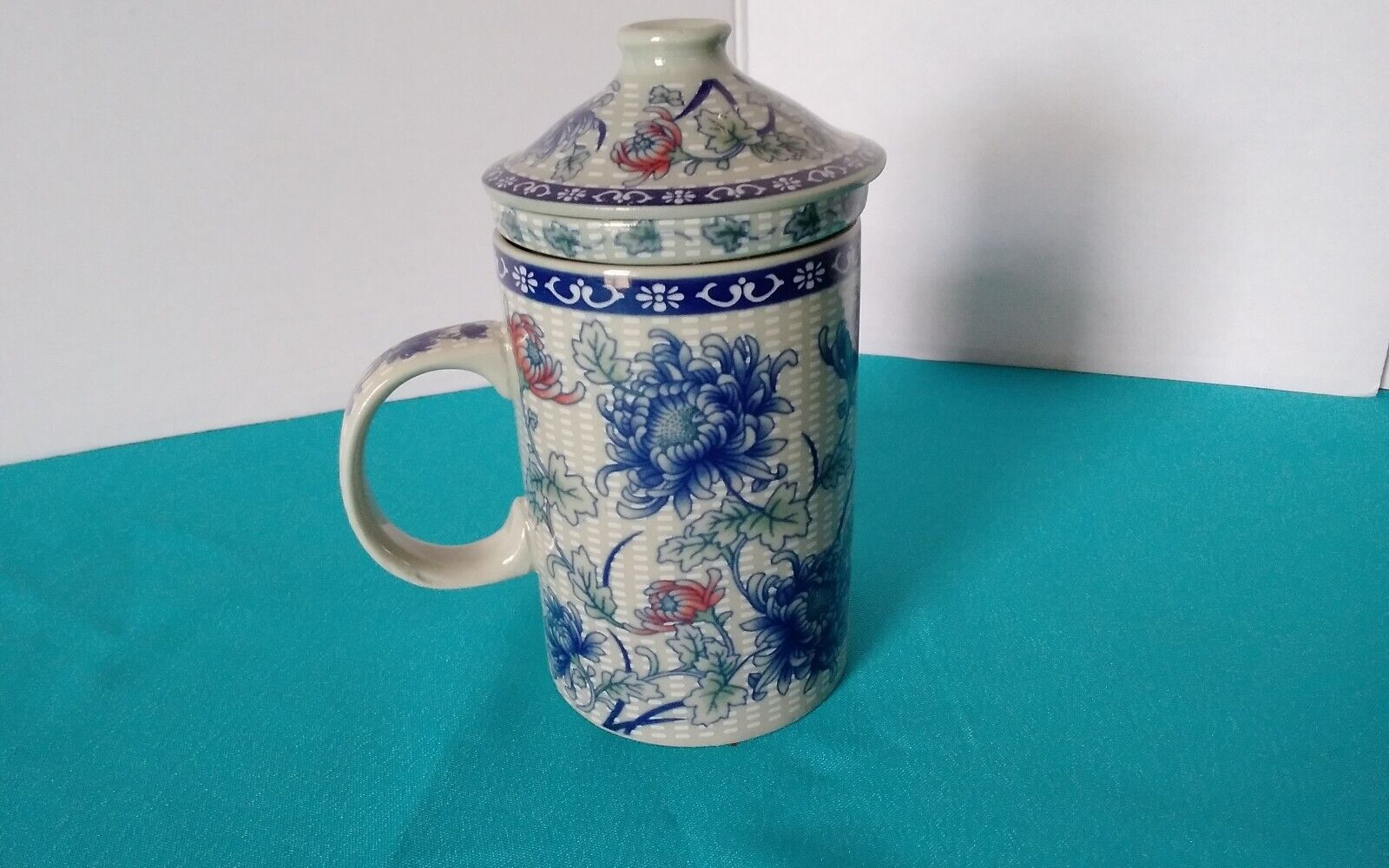 Ceramic Tea Cup Infuser Oriental Style Steep Brew Blue Red Flowers 7\