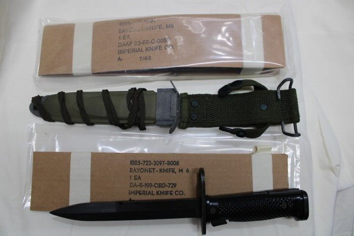 US Military Issue IMPERIAL M6 Knife Bayonet with M8A1 Scabbard  Set A1A